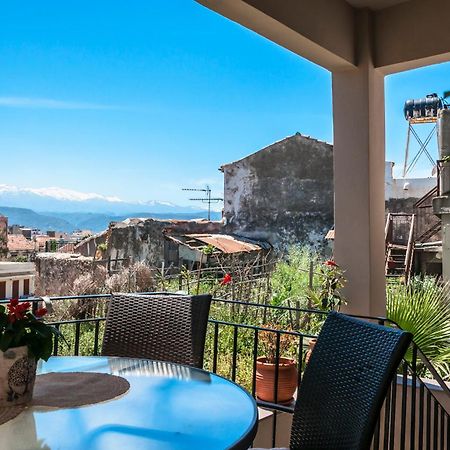 Sophia'S Castle View Apartment خانيا المظهر الخارجي الصورة